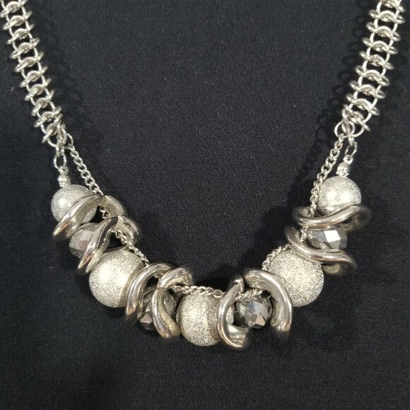 Sparkly Choker Necklace with Iridescent Crystals and Other Shiny Things. - Picture 8 of 9